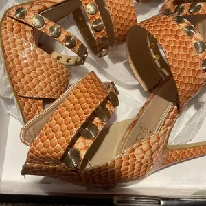 High heel strappy shoes Size 10 thumbnail 5
