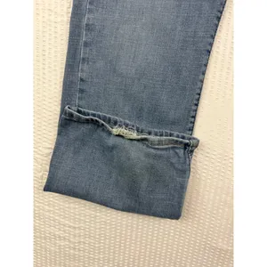 Levis Classic Bootcut Jeans Womens 14M Blue Denim Mid Rise 39252-0027 W32 L32 thumbnail 6