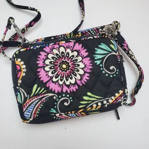 Vera Bradley wristlet/Crossbody Floral Black‎ quilted small Bag /wallet thumbnail 7