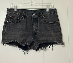 Levi’s 501 Original Black Denim Cutoff Shorts Raw Hem Women’s Size 28 thumbnail 1