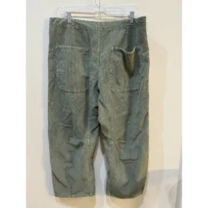We‎ The Free People Green Button Fly Cord Barrel Leg Pants Size 33 thumbnail 3
