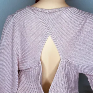 Free People Rose Pink Cropped Plunging VNeck Sweater Size Large thumbnail 6