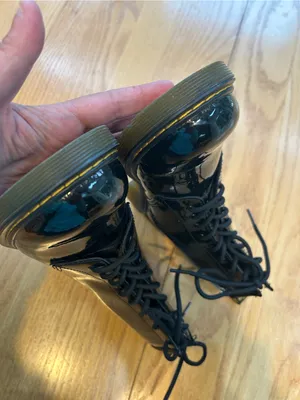 Dr. Martens 1460 Y Black Patent Boots Womens 7 Shiny Lace Up Side Zipper Boots thumbnail 9