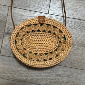 Woven Rattan Crossbody Bag Oval Basket Purse Leather Strap Boho Batik Lined thumbnail 2