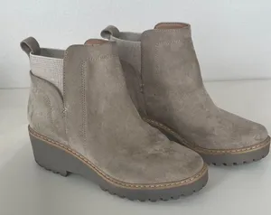 Dolce Vita Taupe Ankle Boots Tan Size 8.5 thumbnail 1