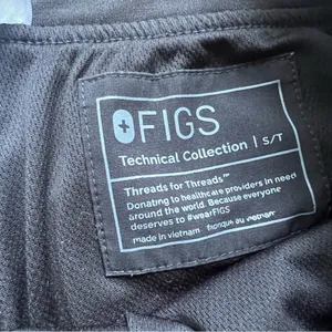 FIGS Yola Free X Lined Scrub Pants Black STYLE W23SW2007T Size Small Tall thumbnail 16