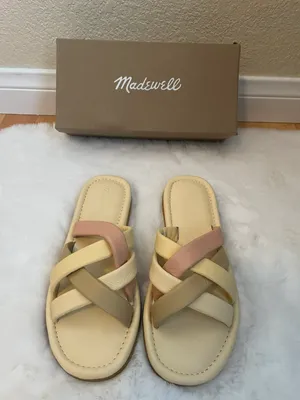 the leeandra slide leather sandal NWT thumbnail 3