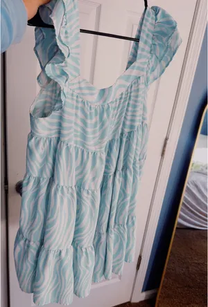Bucketlist dress Blue Size M thumbnail 1