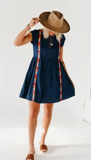 Savanna Jane The Alyssa Embroidered Dress - Denim. Size Small thumbnail 4