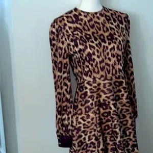 Leopard Print Maxi Dress Long Sleeve Mermaid Hem Boutique Glam Animal Print thumbnail 4