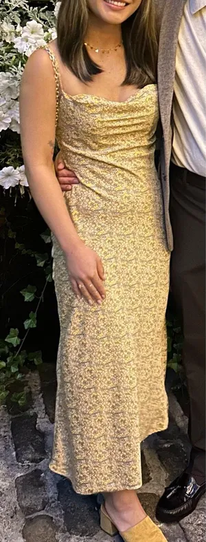 Urban Outfitters floral midi dress thumbnail 1
