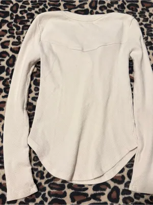 2000s vintage style free people cream long sleeve button up top w/ subtle weave thumbnail 4