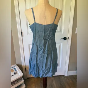 Forever‎ 21 Blue Chambray Mini Dress Faux Button Side V-Neck Sleeveless Medium thumbnail 2