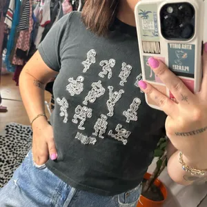 Brandy melville Skeleton Santa Monica Crew Neck Short Sleeve T-Shirt Black thumbnail 4