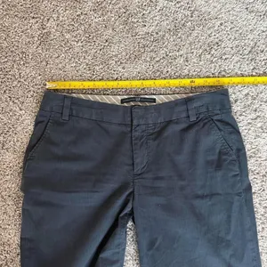 Gap Women's Grey and Black Trousers thumbnail 5