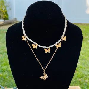 White Beads Gold Tone Butterflies Layered Necklace thumbnail 2