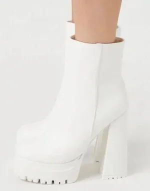White Platform Boots Size 8 thumbnail 1