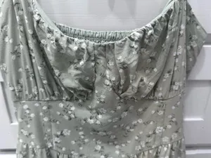 Hollister dress thumbnail 2