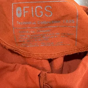 FIGS Auburn Orange Bristol‎ Slim Henley Scrub Top XXS Nurse Healthcare Uniform thumbnail 6
