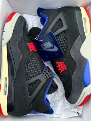 Jordan 4 low thumbnail 1