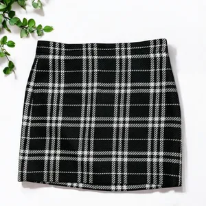 J.Crew Black & White Plaid Tweed Mini Skirt thumbnail 4