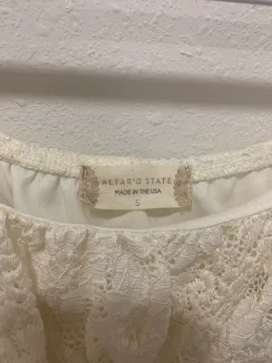 Cropped Lace Top thumbnail 3