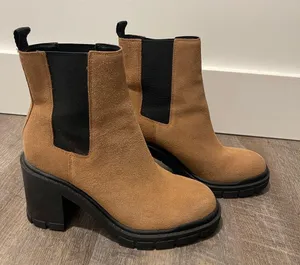 Marc Fisher Vanlisa Lug Sole Chelsea Heeled Combat thumbnail 3