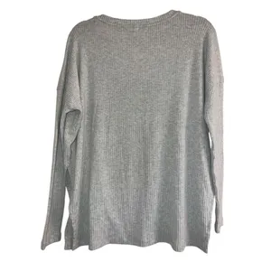 Aritzia The Group Babaton Grey Traverse Longsleeve V-Neck Sz 2 Sweatshirt thumbnail 7