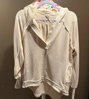 Anthropologie thumbnail 1