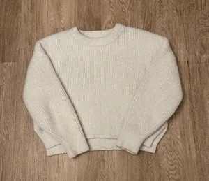 abercrombie & fitch sweater thumbnail 1