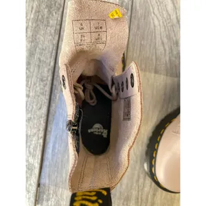 Dr. Martens Jadon 111 Platform Boots – Vintage Taupe Leather, Women’s Size 8 US thumbnail 5