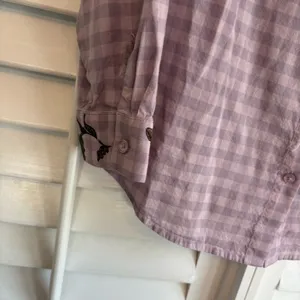 Chico’s Lavender Plaid Floral Button Down Shirt Size‎ 0 (4/6) thumbnail 6