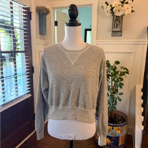 Abercrombie and Fitch NWOT Open-Back Tie-Bottom Sweatshirt thumbnail 3