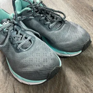 Fila Women's Gray and Teal Running Shoes Size 7 thumbnail 3