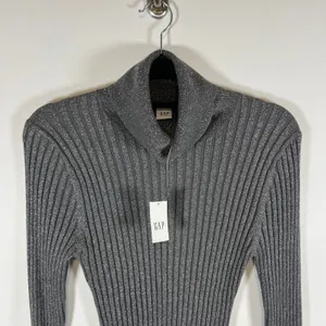 Gap Womens Metallic Ribbed Turtleneck Sweater Gray Silver Shimmer Long Sleeve‎ M thumbnail 2