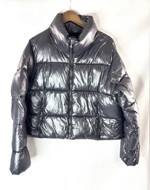 Old Navy M Metallic Dark Gray Puffer Jacket thumbnail 1