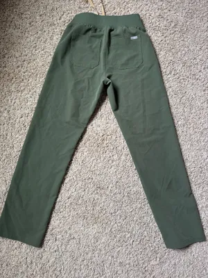 FIGS Scrub Pants thumbnail 2