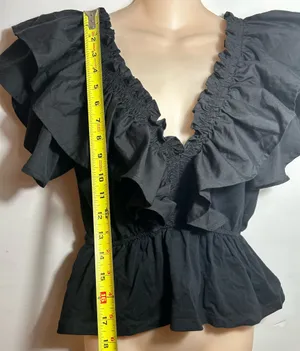 Entro Stylish women's top. Size L. $26. thumbnail 2
