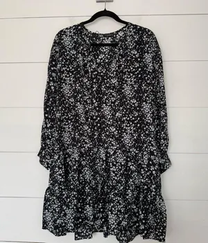 Zara Women’s Medium Black White Longsleeve Dress thumbnail 1