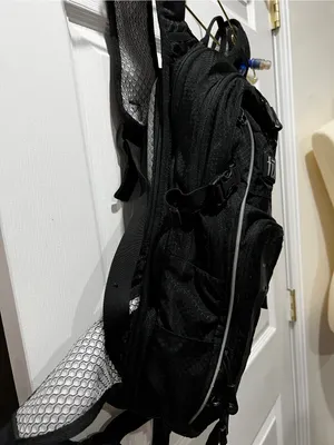 FUL Unisex Multi Sport Hydration Cargo Black With Hydration bladder plastic bag thumbnail 6