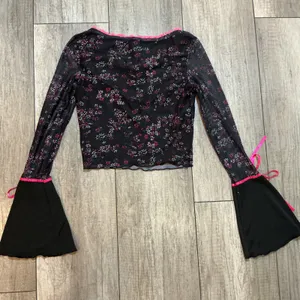 90s/00s Black Floral Fairycore Top w/ Pink Ribbon Ties‎ Sz xs thumbnail 5