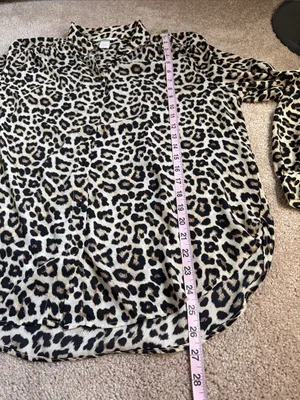 H&M Ladies Long Sleeve Leopard Print Lightweight Blouse. Size Medium thumbnail 4