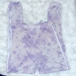 Charlotte Russe Purple and White Tie Dye Tank Top and Jogger Pajama Set thumbnail 5