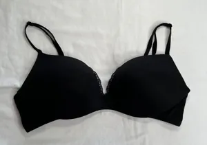 Victorias Secret Plunge Padded Bra Black Lace Trim Size 36B thumbnail 2