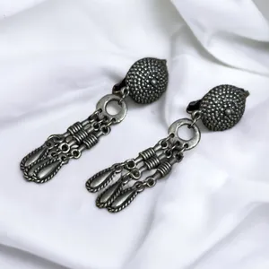 Vintage Silver Tone Clip On Dangle Earrings thumbnail 1