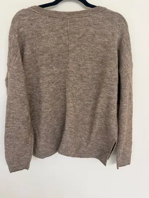 Lucky Brand Taupe V-Neck Sweater Women Size Medium thumbnail 2