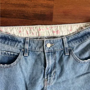 Hollister Low Rise Baggy Jeans W29 Size 8 | Y2K Wide Leg Baggy Denim thumbnail 6