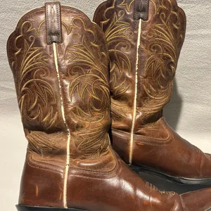 ARIAT Heritage 15728 Women’s Size 7.5B Brown Leather Pointed Toe Western Boots thumbnail 10