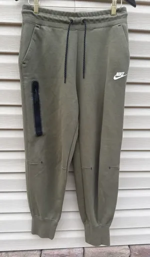 Nike Women's Tech Fleece Essential High-Rise Pants –‎ Olive Green – Size M thumbnail 1