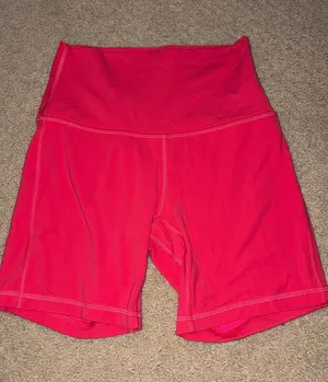 Lipgloss Lululemon Biker Shorts Align High-Rise 6" thumbnail 1